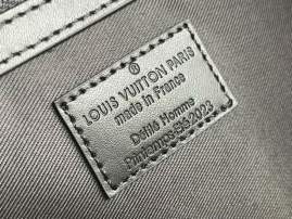 Picture of Louis Vuitton Mens Bags _SKUfw143038147fw